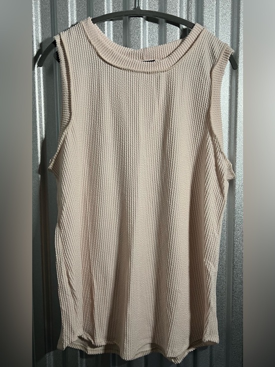 HEIMISH USA Tops - HEIMISH USA Light Pink / Beige Ribbed Sleeveless Tank NWOT. 3X